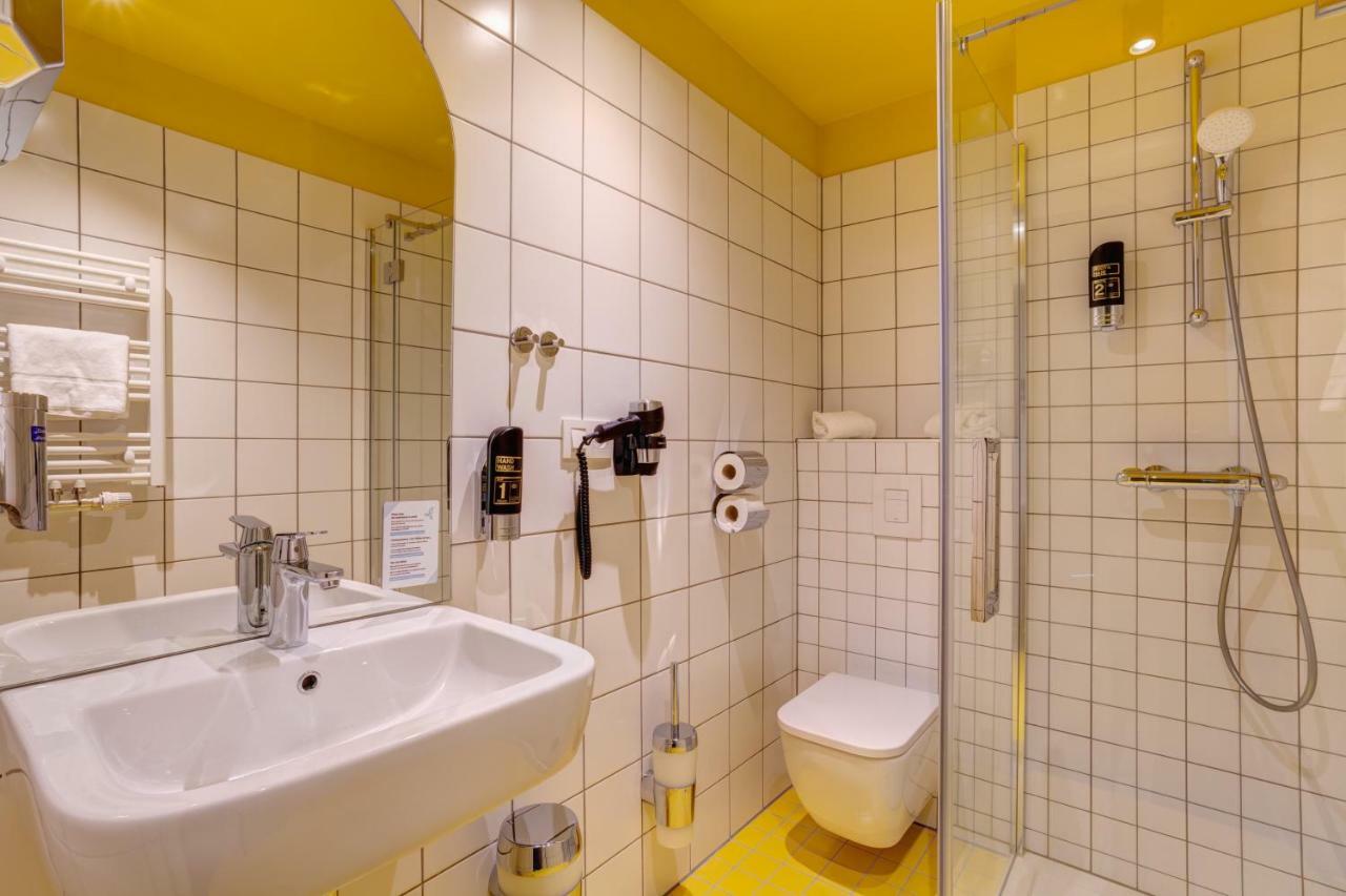 Meininger Hotel Bruxelles Gare Du Midi Saint-Gilles المظهر الخارجي الصورة
