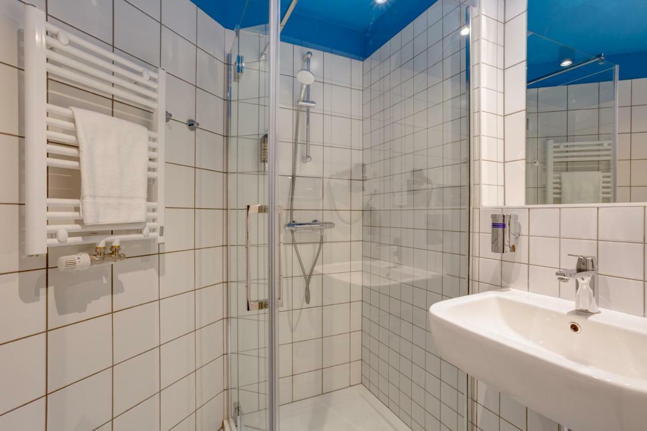 Meininger Hotel Bruxelles Gare Du Midi Saint-Gilles المظهر الخارجي الصورة